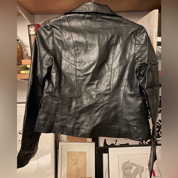 Guess Jeans Cropped Leather Blazer - Picture 3 of 7